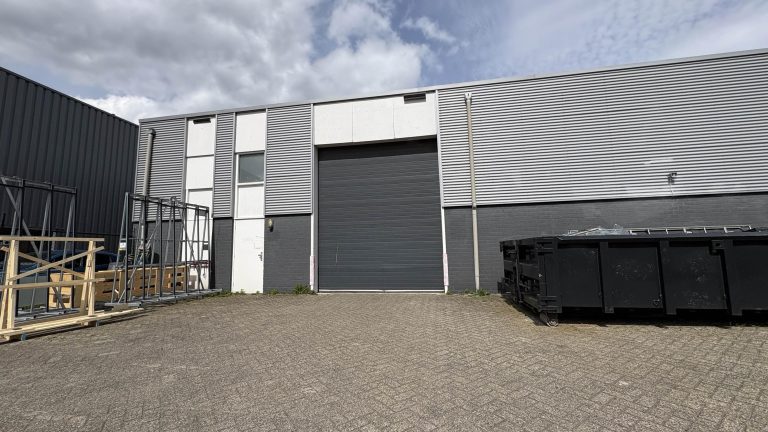 Zuiddijk 22, HELMOND